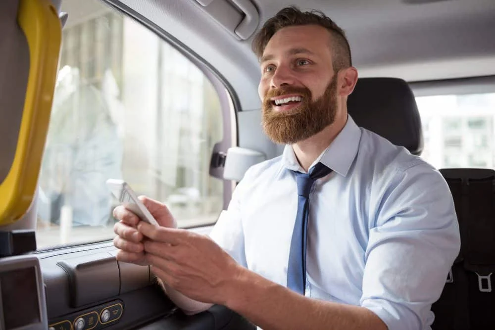 "Passenger delighted with the easy booking system for Tenby and Saundersfoot taxis, ensuring seamless satisfaction."